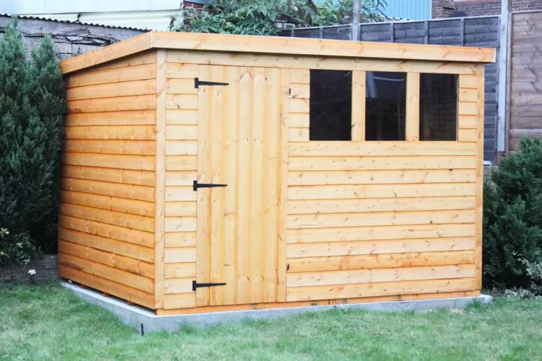 Repeindre un cabanon en bois avec de la peinture anti-humidité, Biscarrosse, PIGMENT COULEUR