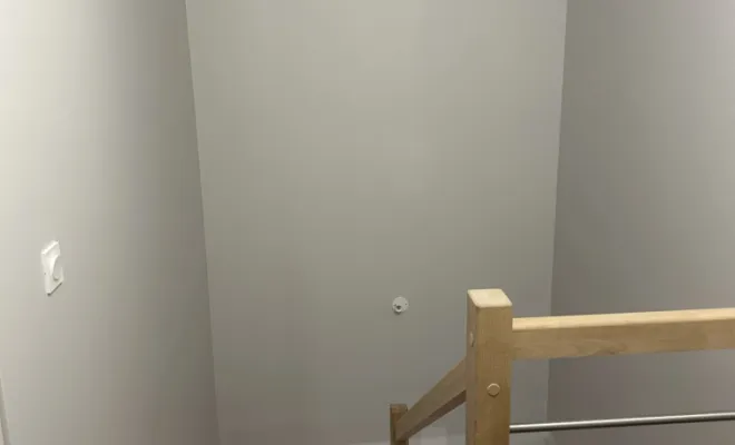 Peinture d’une cage d’escalier à Biscarrosse – Pigment Couleur :, Biscarrosse, PIGMENT COULEUR